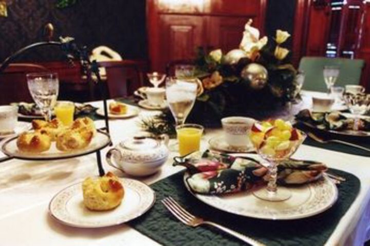 White Swan Inn Bed & Breakfast