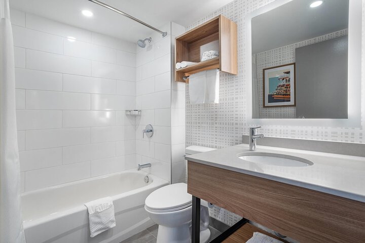 Hampton Inn by Hilton Montreal East Anjou