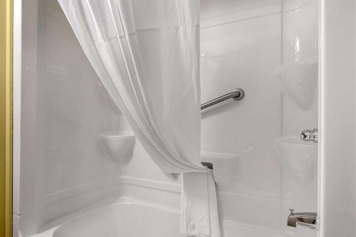 Best Western Plus Fredericton Hotel & Suites