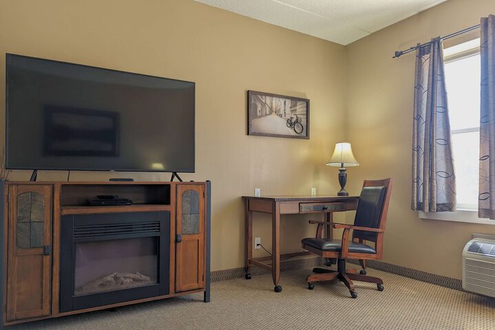 Room 50 of 63