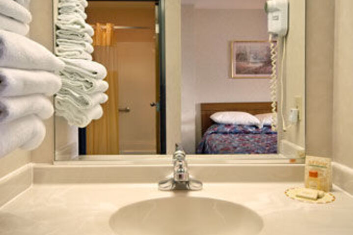 Days Inn by Wyndham El Paso