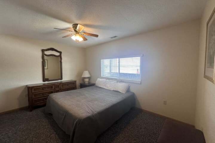 Room 182 of 299