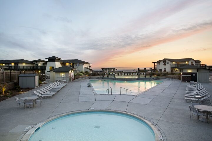 Pool 8 of 65