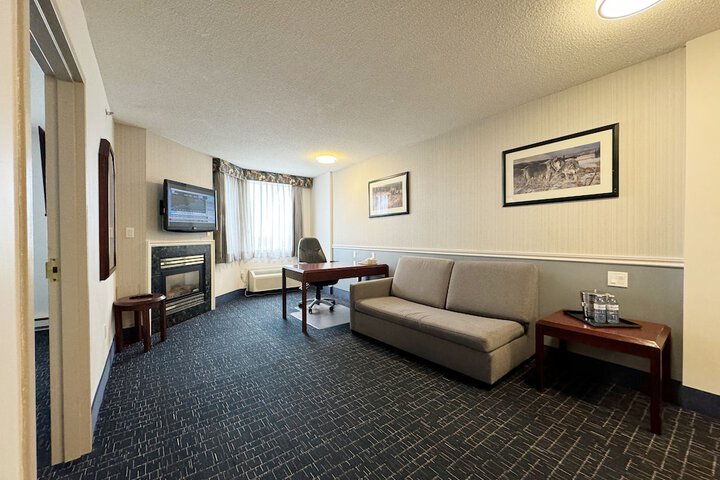 Room 51 of 84