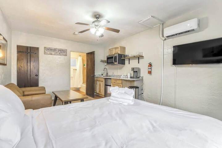 Room 42 of 97