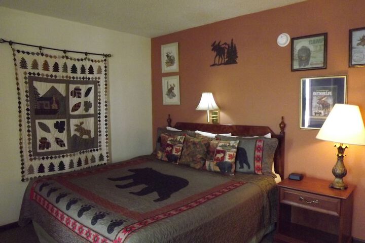Room 62 of 175