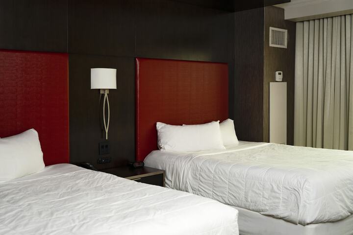 Caesars Southern Indiana Hotel & Casino - a Caesars Rewards Destination
