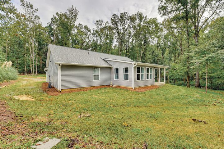 Pet-friendly Home in Monroe: Deck Grill & Yard!