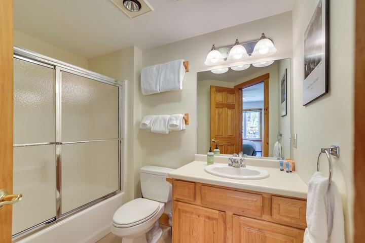 Ski-in / ski-out at Jay Peak Resort Condo!