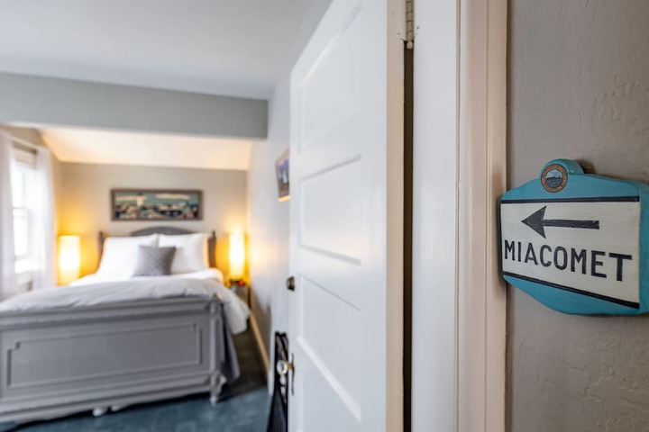 Room 43 of 83