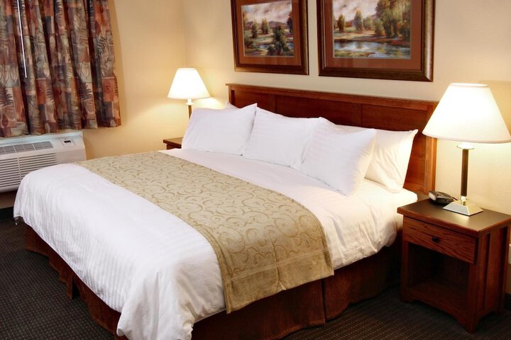 GrandStay Residential Suites Hotel