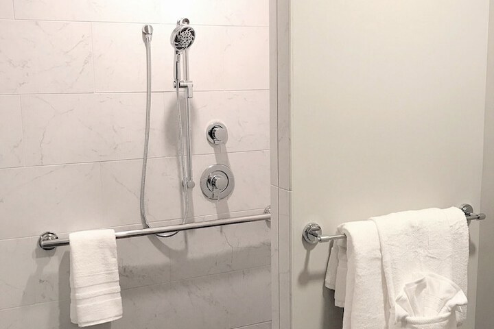 Room 14 of 29