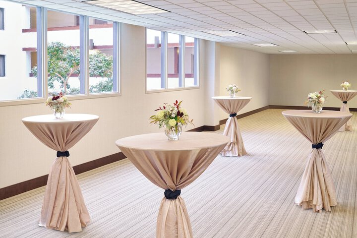 Four Points by Sheraton Bellingham Hotel & Conference Center