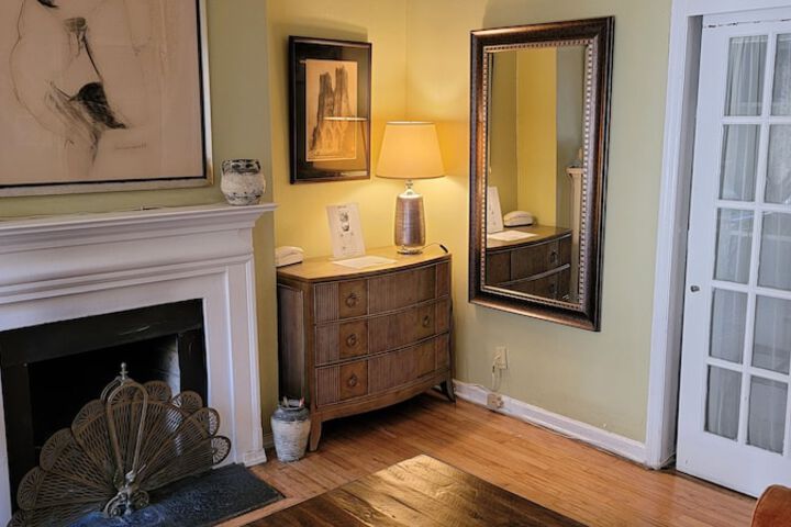 Room 184 of 238