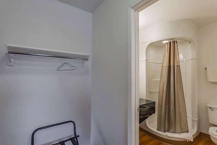 Room 19 of 29