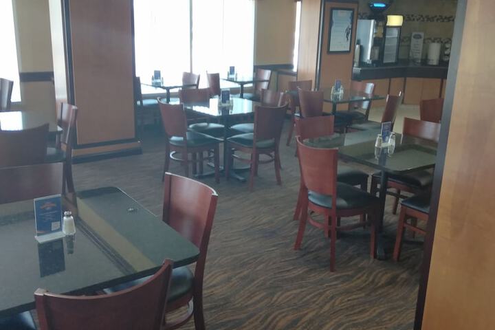 Dining 58 of 71