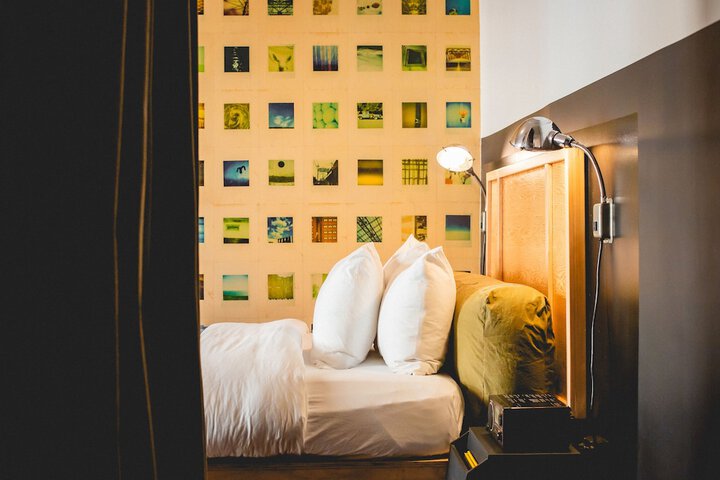 Room 71 of 76