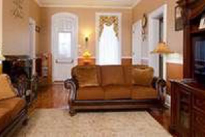 Abigail House Bed & Breakfast