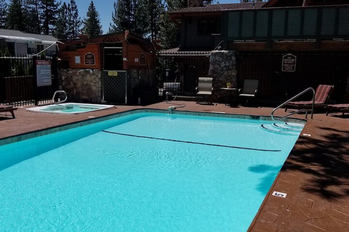 Pool 22 of 245