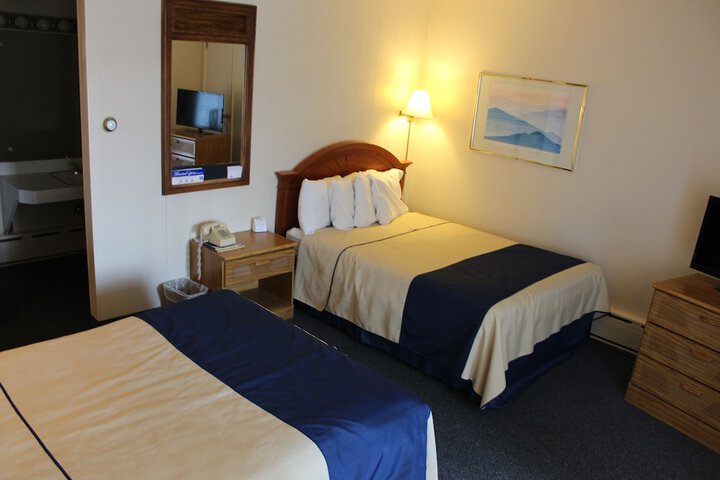 Room 14 of 63
