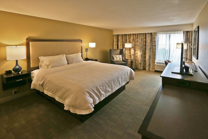 Room 10 of 31