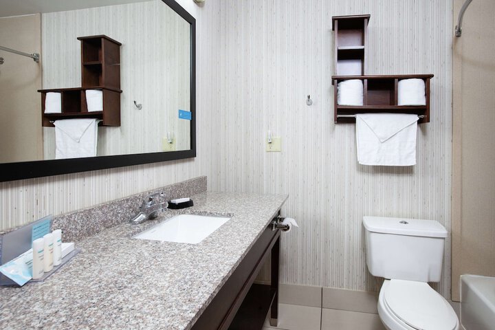 Room 15 of 27