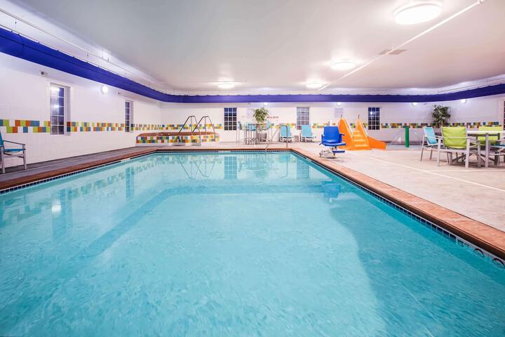 Pool 6 of 54