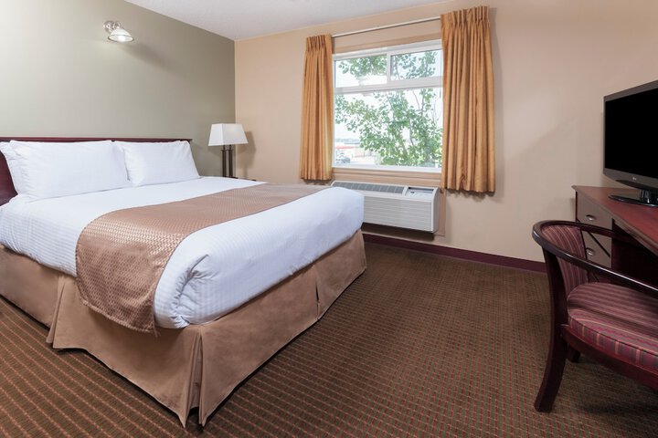 Room 7 of 27