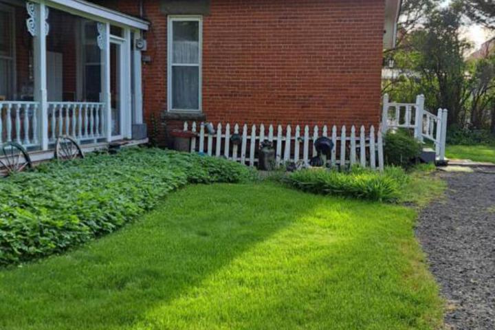 The Mays Place Bed and Breakfast