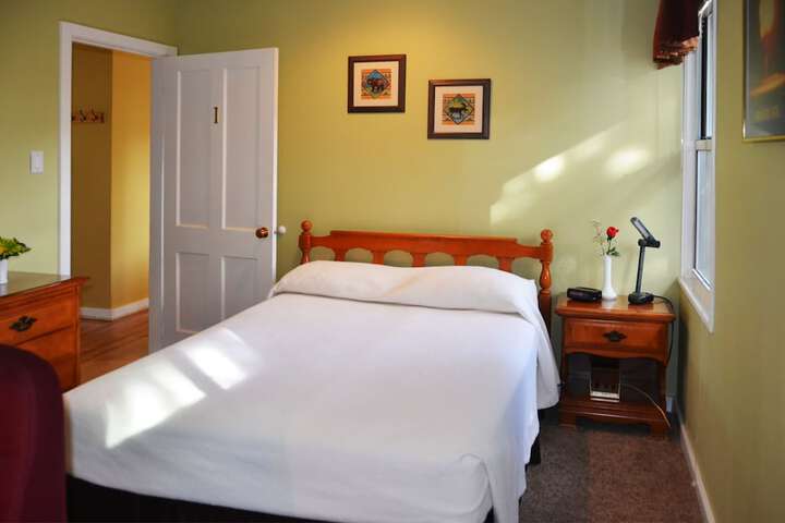 Room 11 of 30