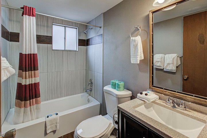 Room 45 of 104