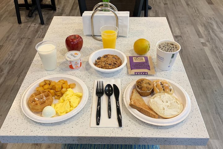 Breakfast/Coffee Service 69 of 82