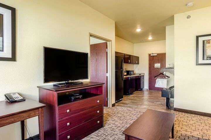 Room 17 of 36