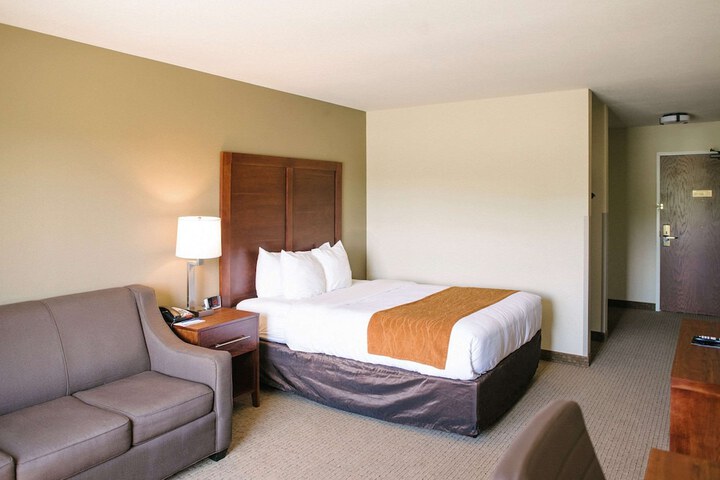 Comfort Inn & Suites Custer - Crazy Horse Area