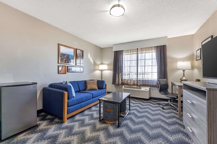 Room 28 of 39