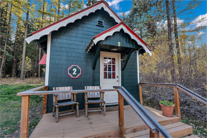 Brundage Bungalows