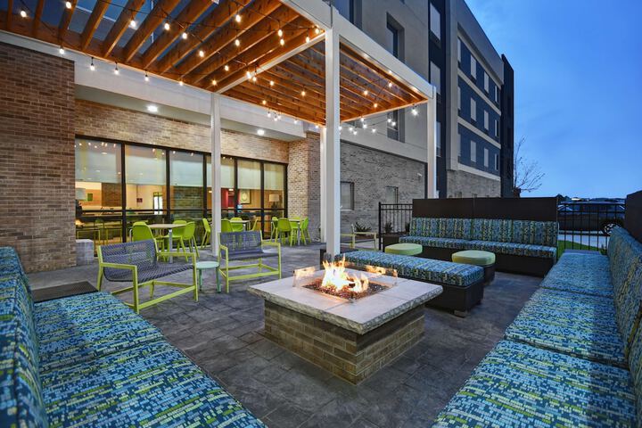 Hotel 4 of 53