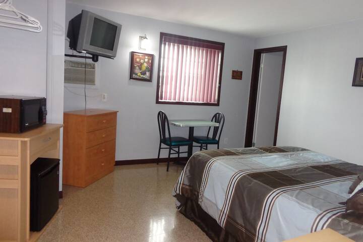 Room 34 of 42