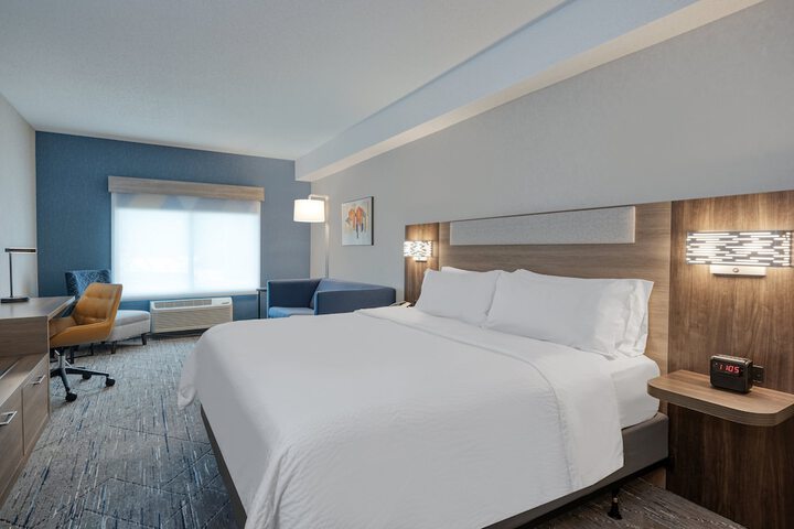 Room 16 of 47