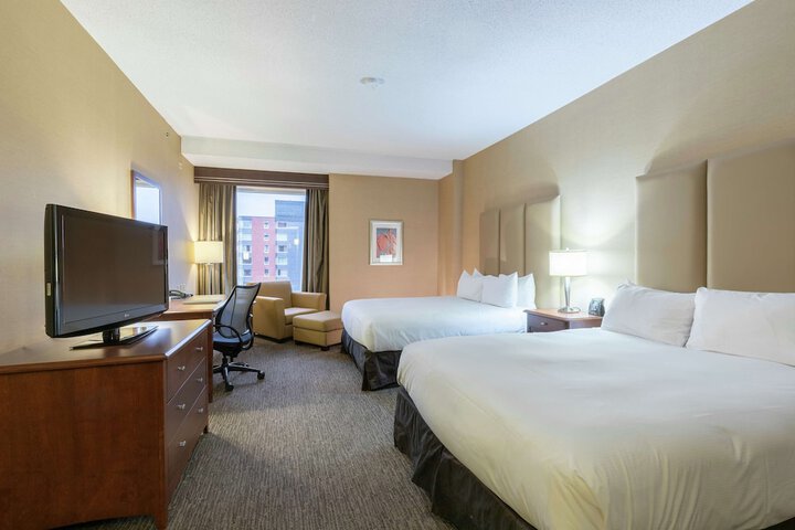 Room 13 of 60