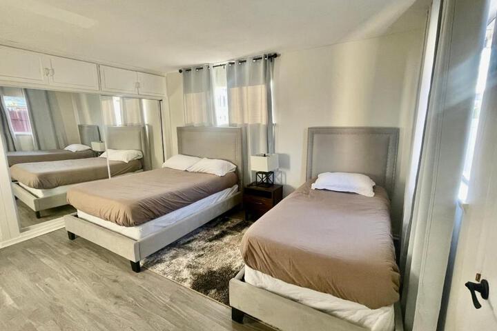 Glendora Pool Home Retreat