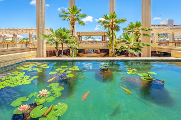 Hyatt Regency Waikiki Beach Resort & Spa