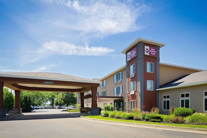 Best Western Plus Coldwater Hotel