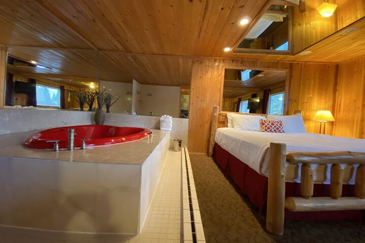 Hot Tub 47 of 56