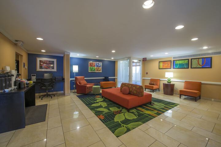 Days Inn by Wyndham Florence Near Civic Center