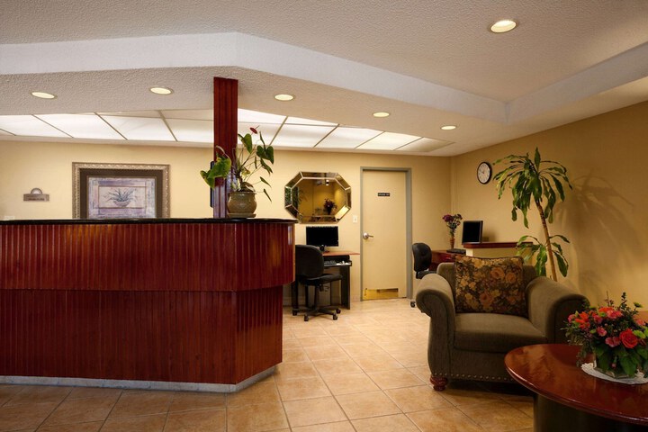 Hotel Interior 7 of 45