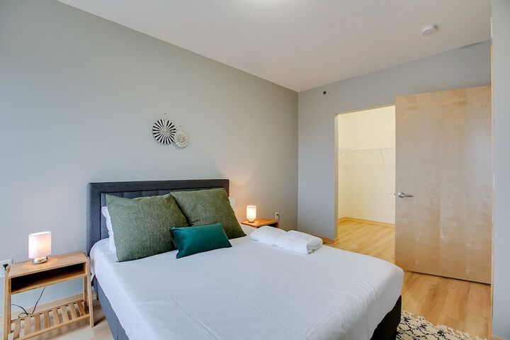 Room 44 of 73