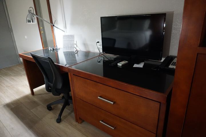 Room 19 of 65