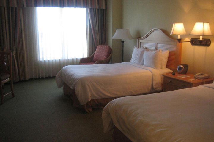 Room 22 of 37