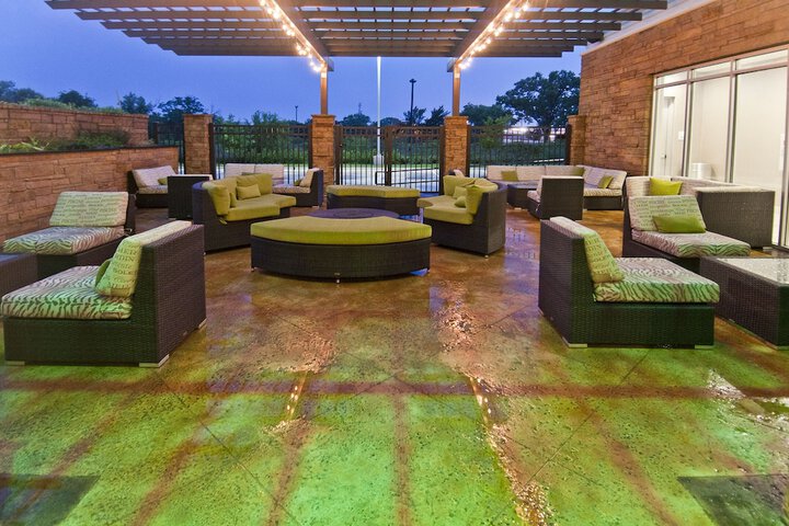Terrace/Patio 57 of 57